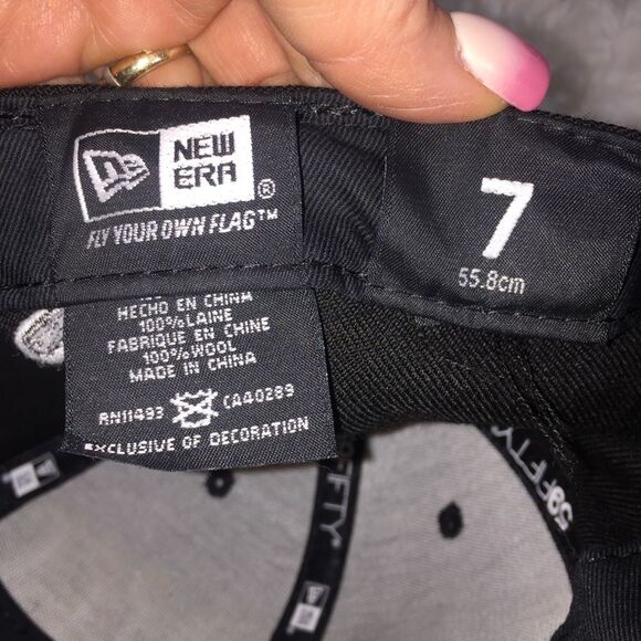 Pittsburgh Pirates Flat Bill Baseball Hat Sz 7 New Era MLB Black 59 Fifty - Picture 7 of 9